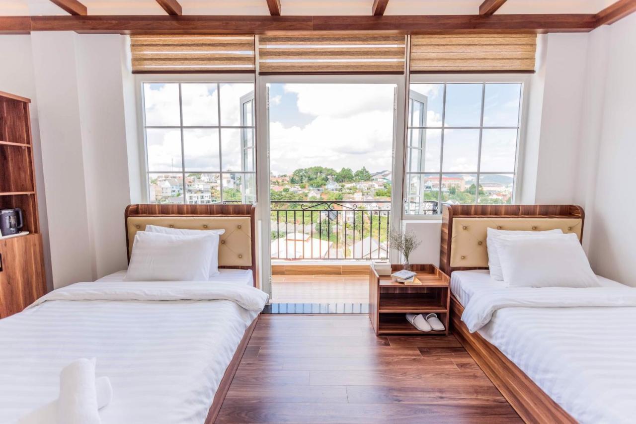Hill Top Hotel Dalat Buitenkant foto