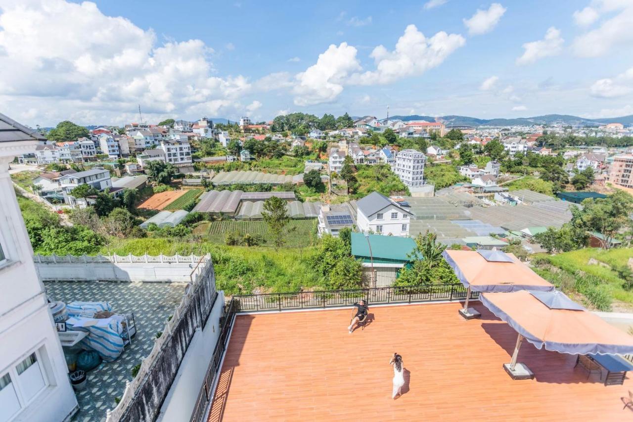 Hill Top Hotel Dalat Buitenkant foto